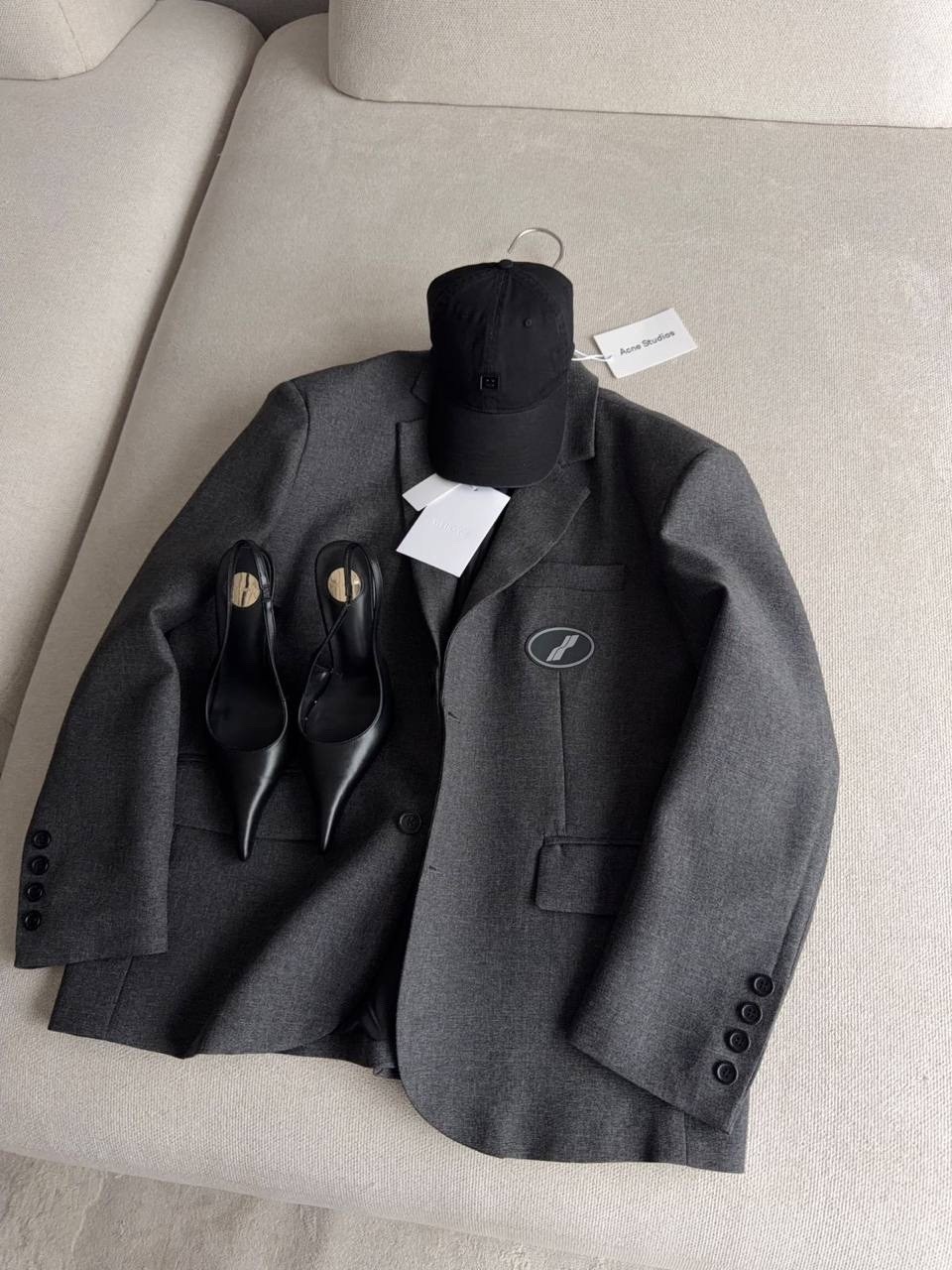 футболка vetements,футболка с логотипом vetements,vetements логотип,хлопковая футболка vetements,the vetements t shirt