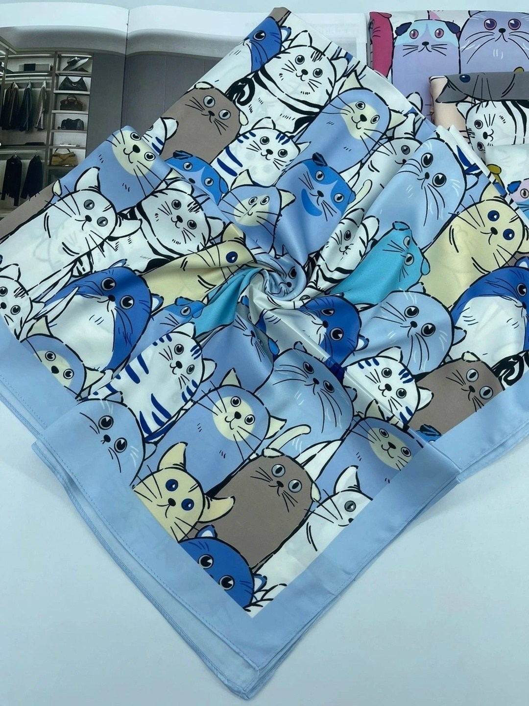 шелковые платки,платок женский с рисунком,платки шарф,платки женские,платок