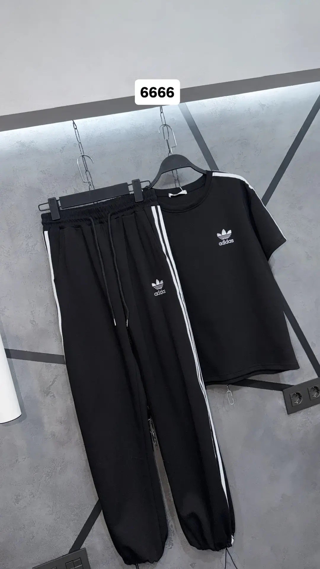 спортивный костюм adidas,костюм спортивный adidas sportswear,мужской спортивный костюм adidas,костюм спортивный adidas original,костюм адидас