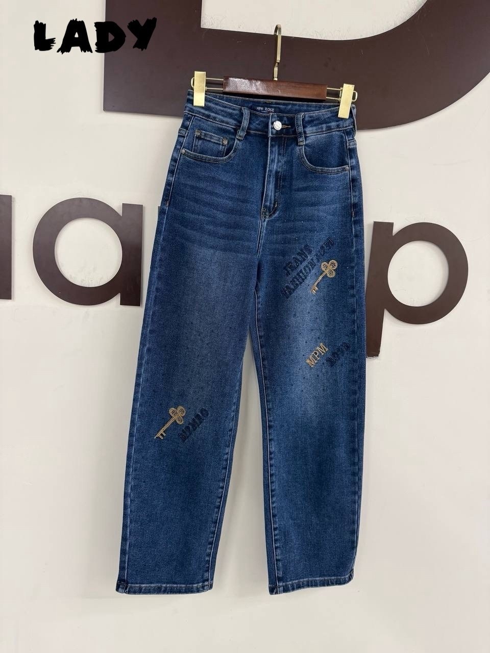 джинсы гуччи женские оригинал,женские джинсы,модные джинсы,джинсы с вышивкой,джинсы