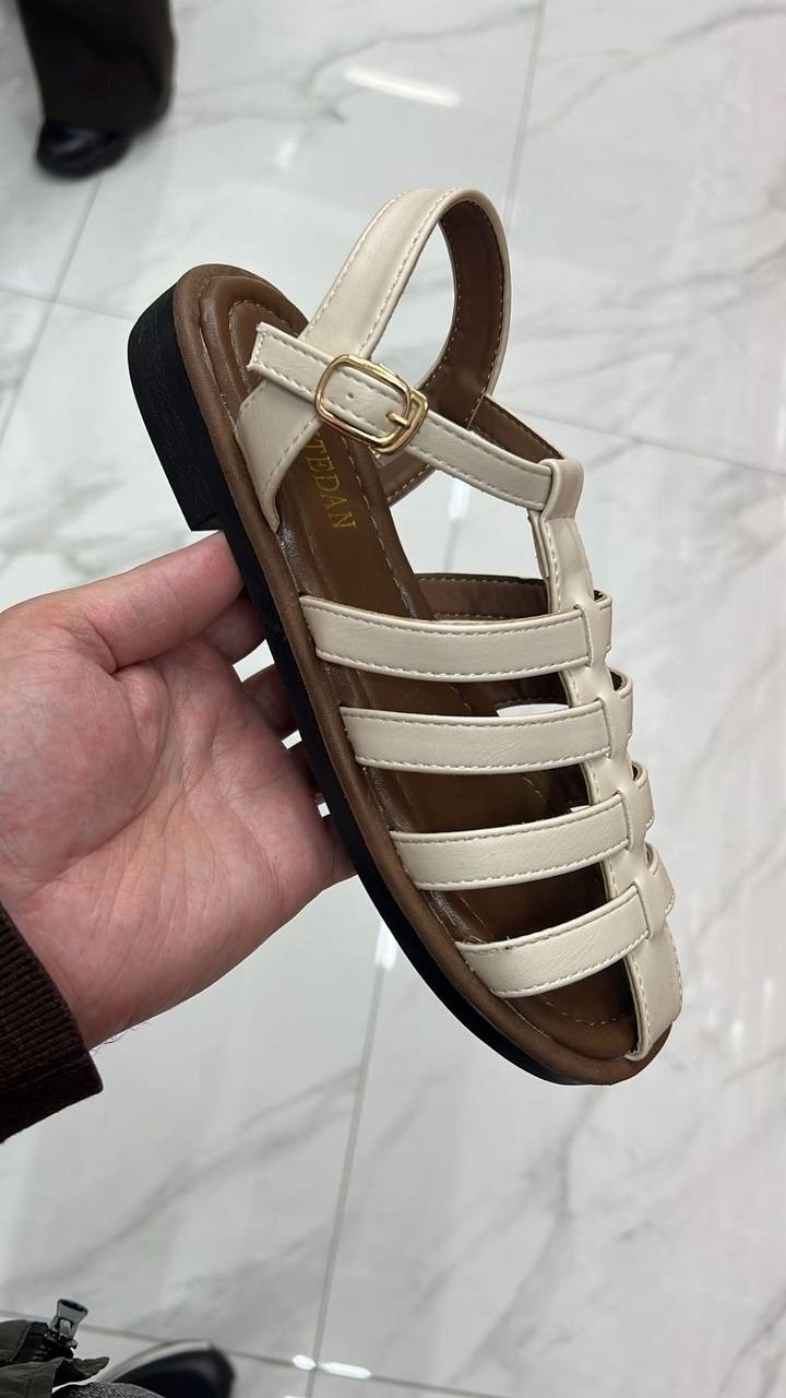,сандалии,сандали,женские сандалии,сандалии стильные