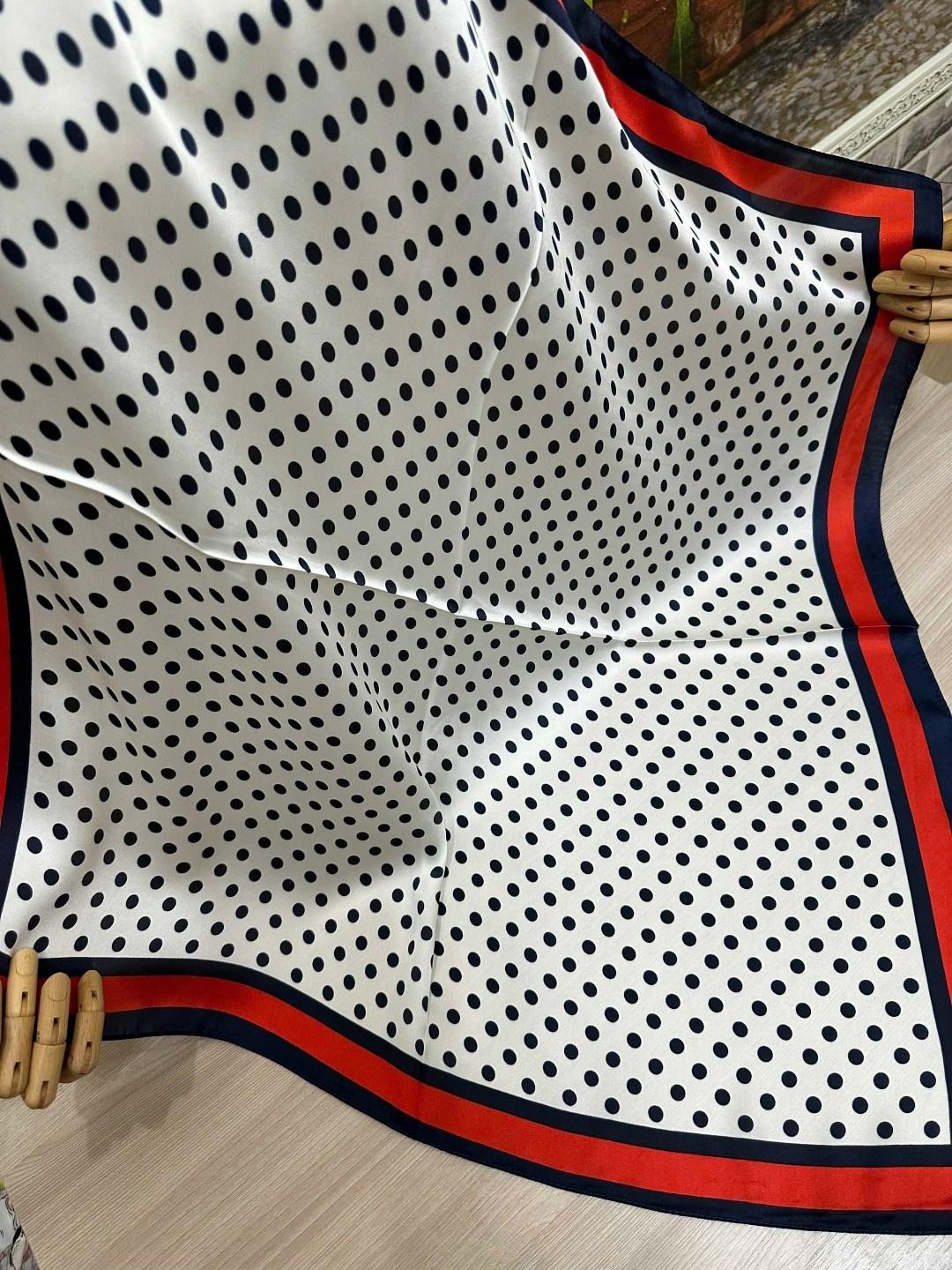 платки шарф,платки женские,платка,шелковый платок,шарф платок женский