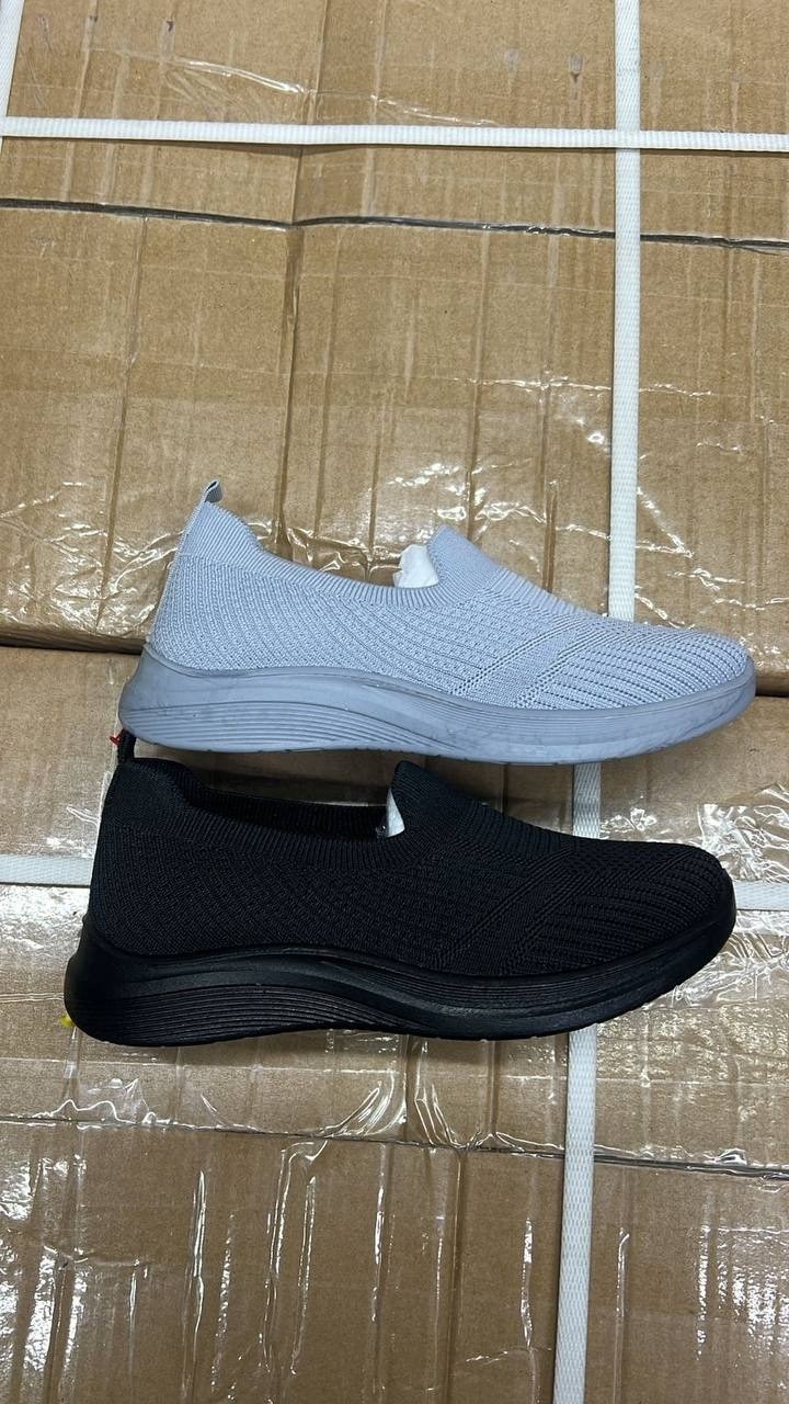 кроссовки,,кроссовки женскиe,повседневные кроссовки,спортивная