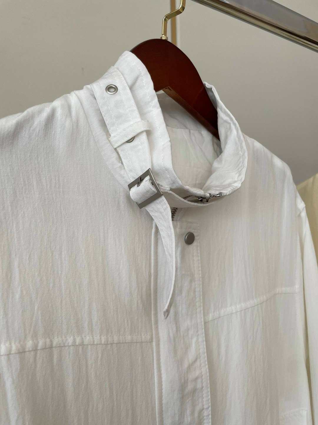 стильная куртка,женская джинсовая куртка белая,легкая куртка,белая джинсовая куртка,женская куртка