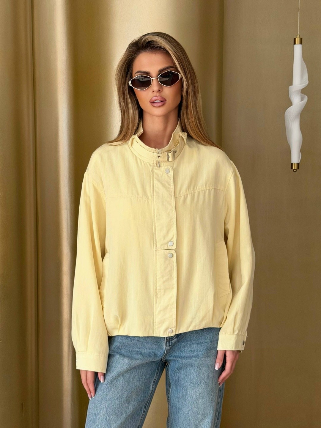 стильная куртка,женская джинсовая куртка белая,легкая куртка,белая джинсовая куртка,женская куртка