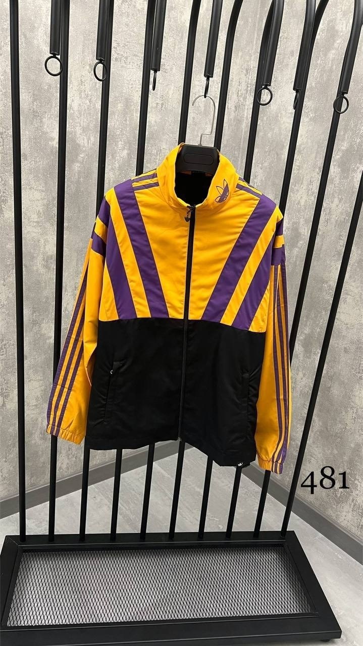 ветровка adidas,куртка adidas,куртка адидас фиолетовая мужская,кофта адидас,purple adidas windbreaker