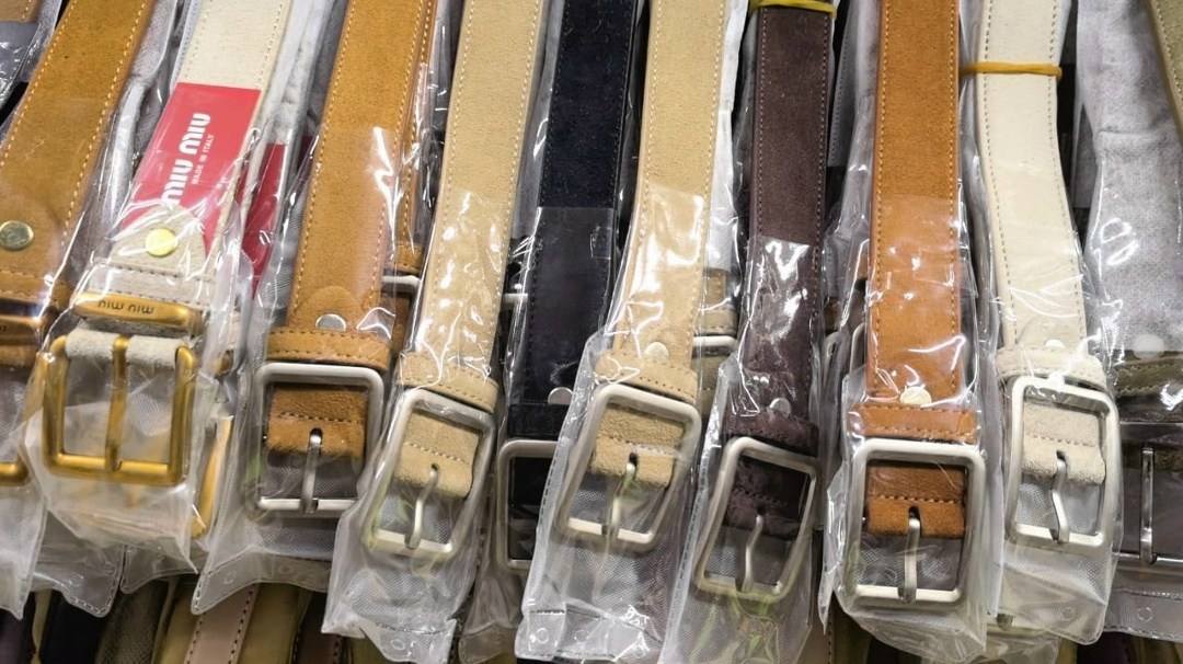 ремень женский кожаный,женские ремни,ремень модные,кожаные ремни,ремни