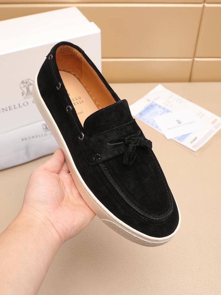 замшевые лоферы brunello cucinelli,замшевые мокасины brunello cucinelli,лоферы brunello cucinelli,мужские замшевые лоферы brunello cucinelli черные с кисточками,brunello cucinelli слипоны мужские