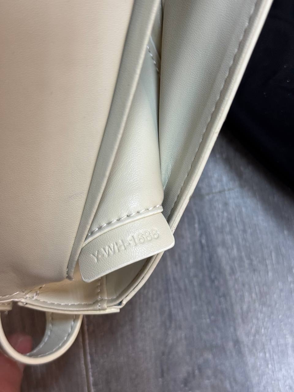 celine сумка на плечо,сумка женская celine,сумка celine,сумка celine triomphe,сумка на плечо celine celine