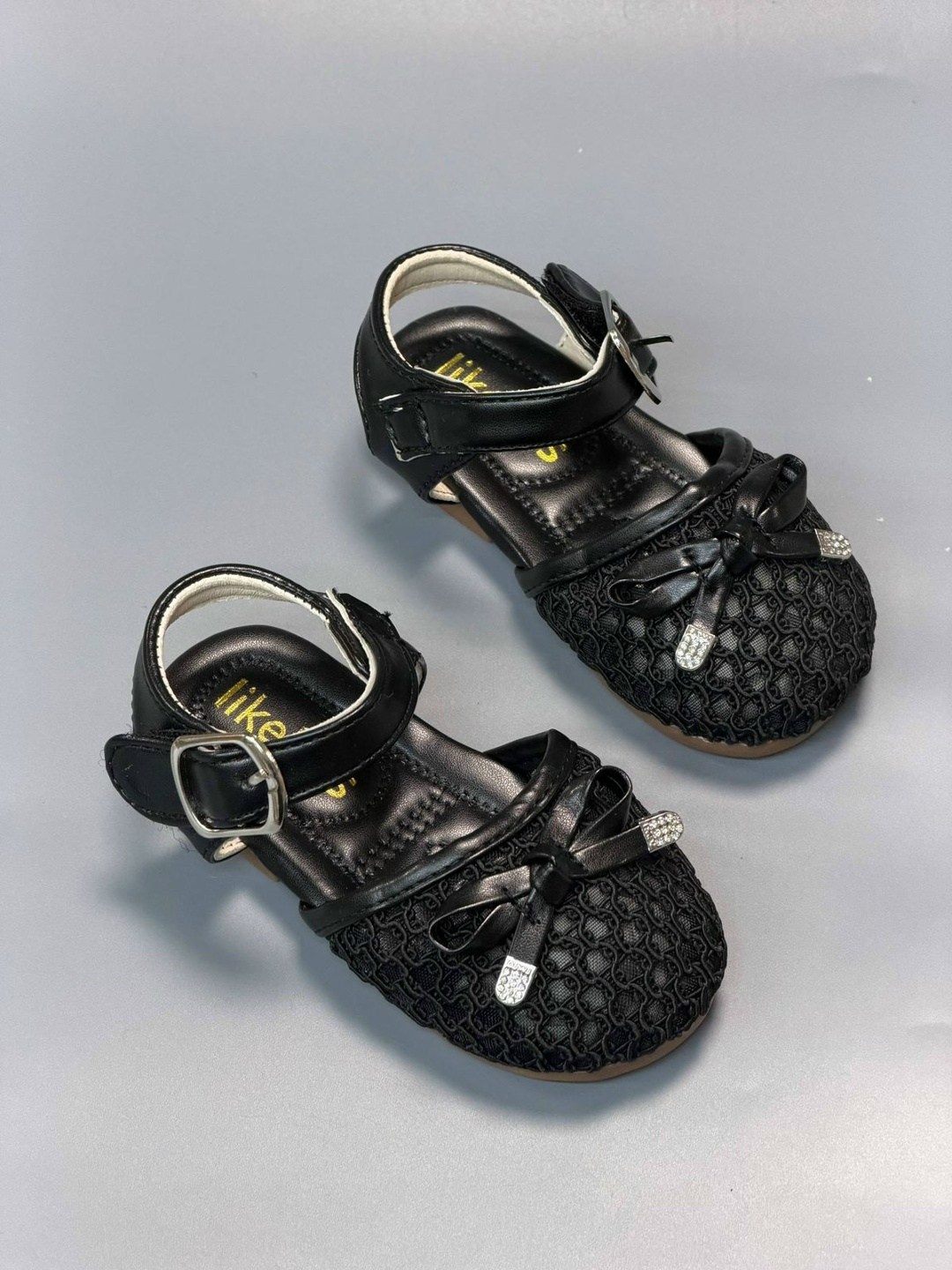 детские туфли,туфли для девочки,серебряные туфли для девочки,туфли детские для девочек,детская