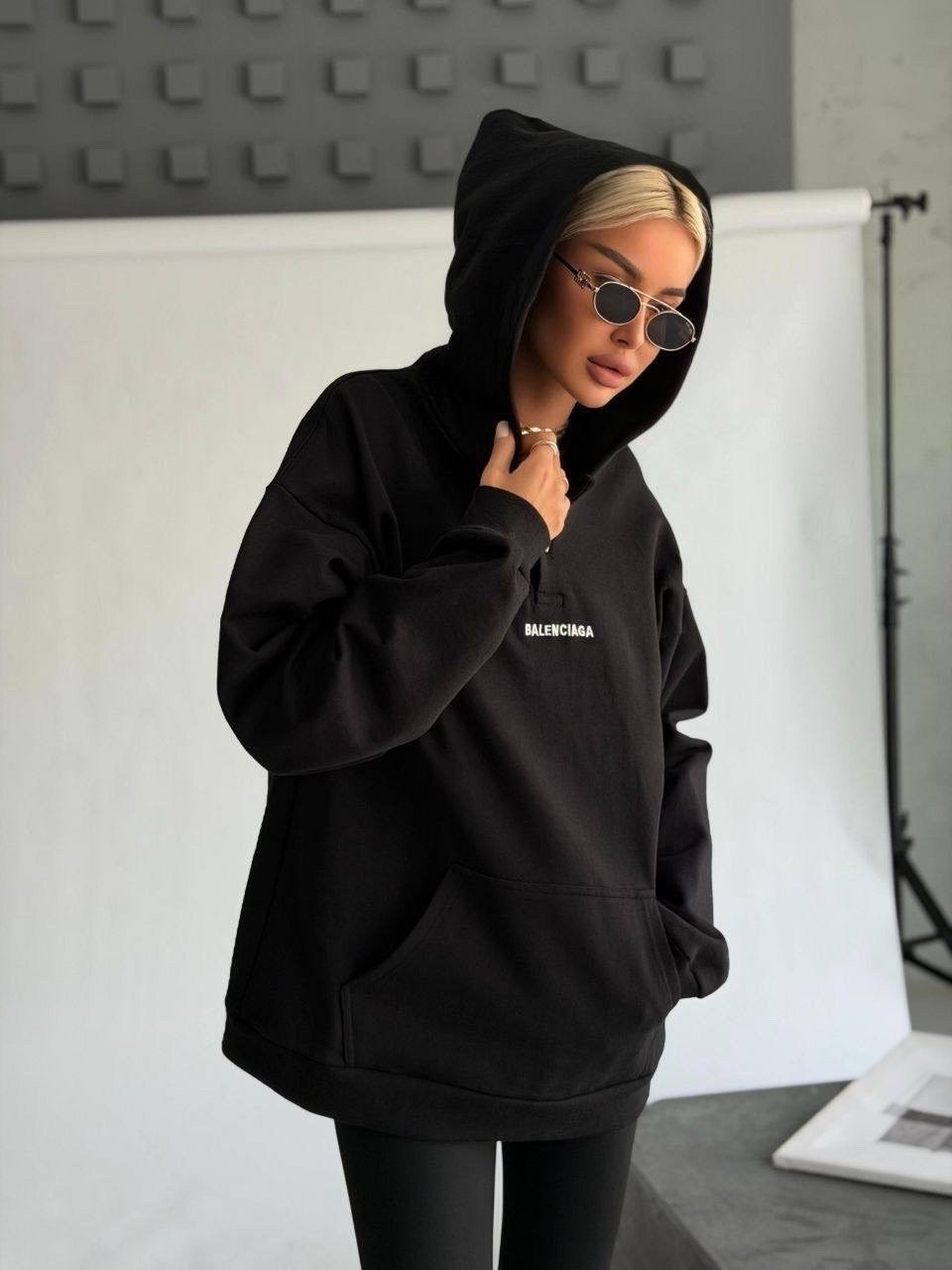 balenciaga hoodie back logo,balenciaga hoodie,худи баленсиага,толстовка баленсиага,баленсиага кофта