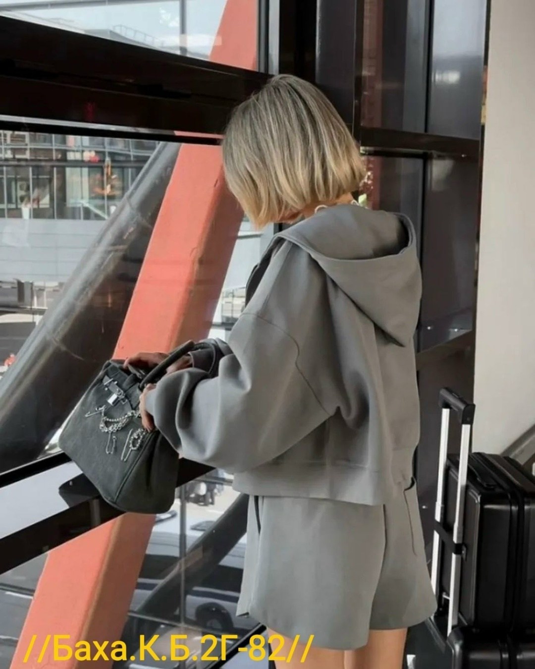 модные костюмы,шорты повседневные,спортивные костюм с шортами,костюм кофта и шорты