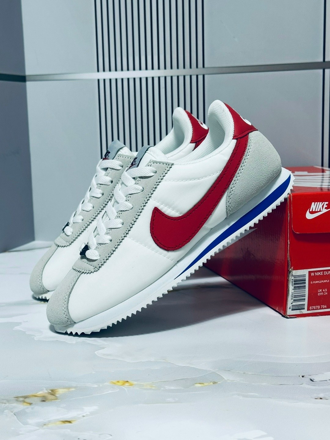 nike cortez classic,nike cortez,nike cortez forrest gump,найк кортез оригинал,nike cortez original