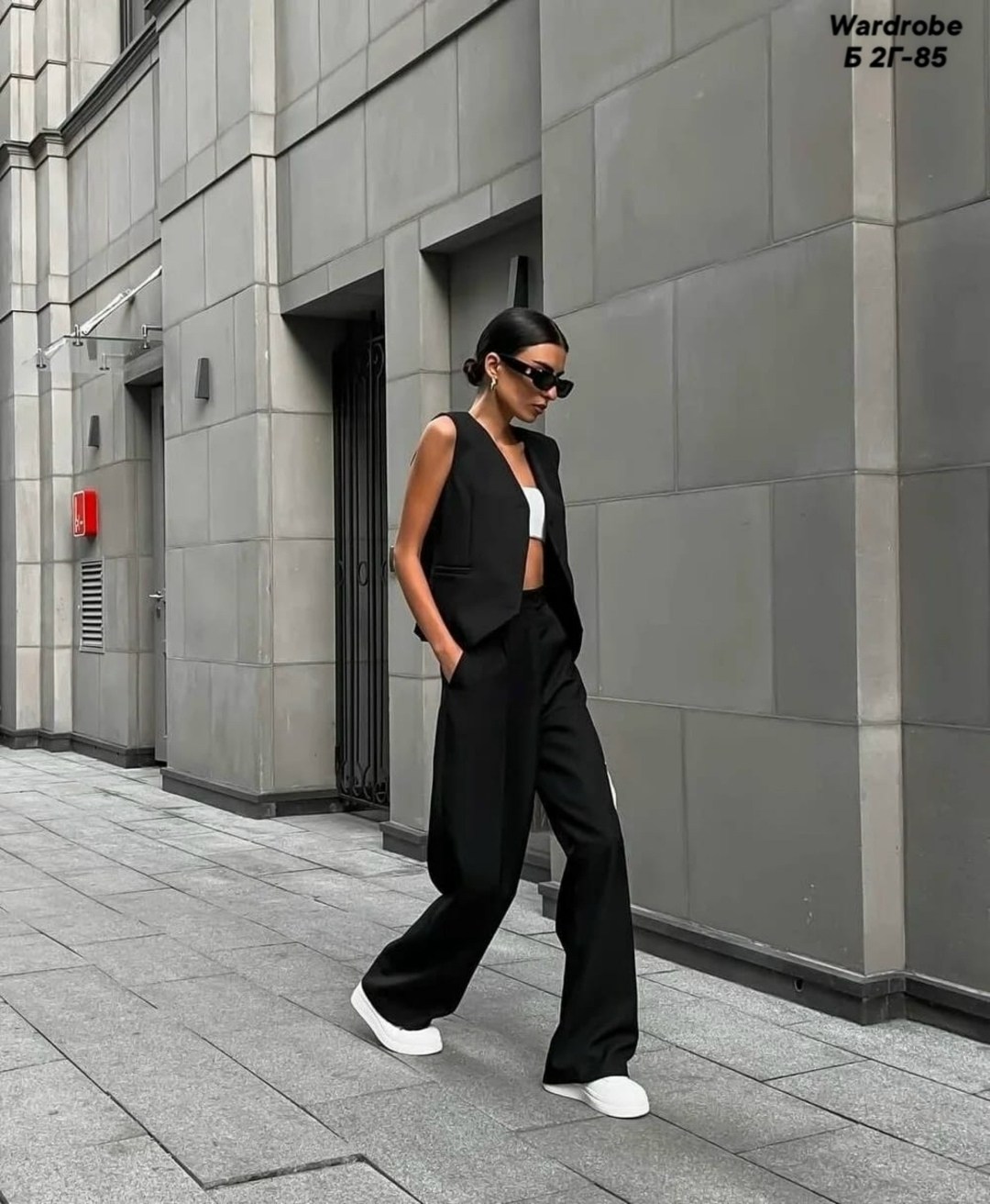 костюм двойка брюки палаццо,стильные костюмы,брючный костюм элегантный,костюм с брюками палаццо,жилет с брюками