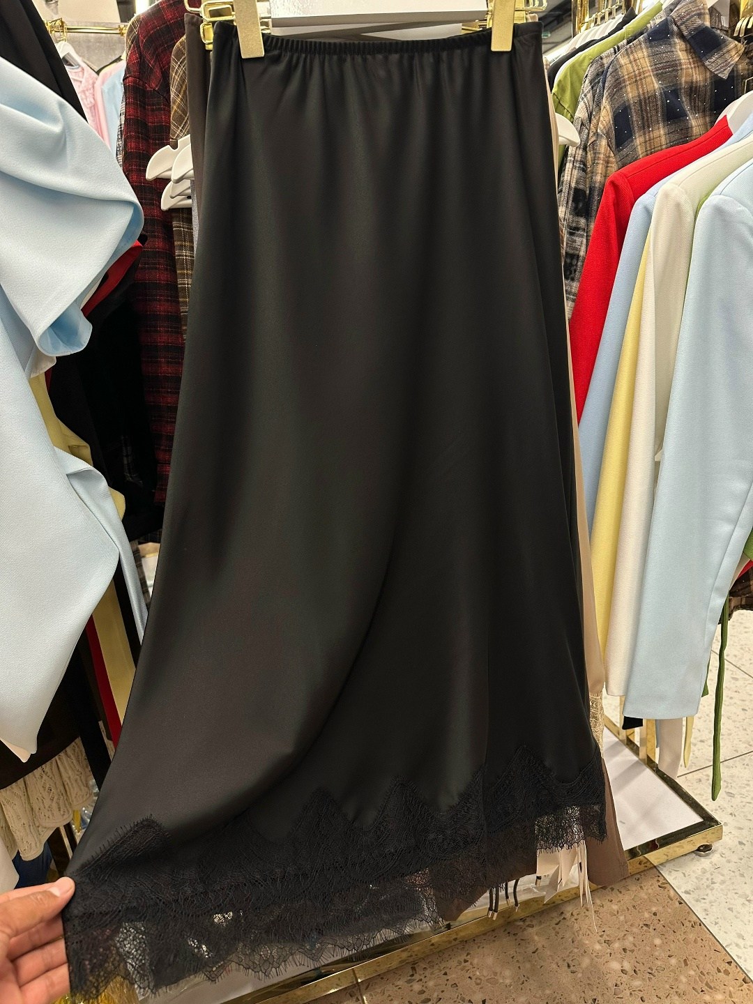 юбка,юбка с кружевом,юбка миди,юбка миди женская,атласная юбка