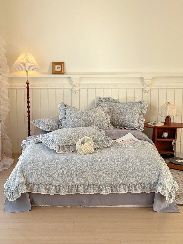 комплект постельного белья,постельного белья,покрывала,покрывало комплект,пододеяльник с рюшами