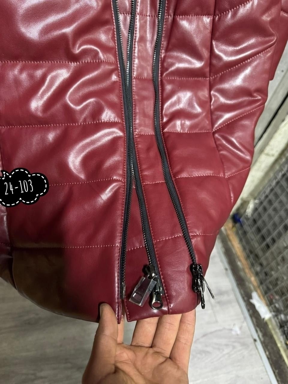 цум пуховики женские кожаные,пуховик кожаный,пуховик из экокожи,кожаный пуховик женский,пуховик кожаный с чернобуркой