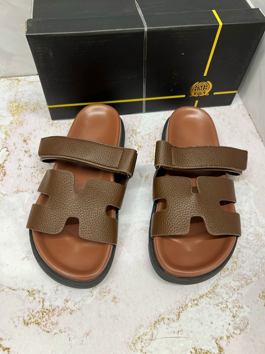 шлепанцы hermes,шлепки hermes,шлепанцы хермес,шлепки женские hermes,тапки хермес женские