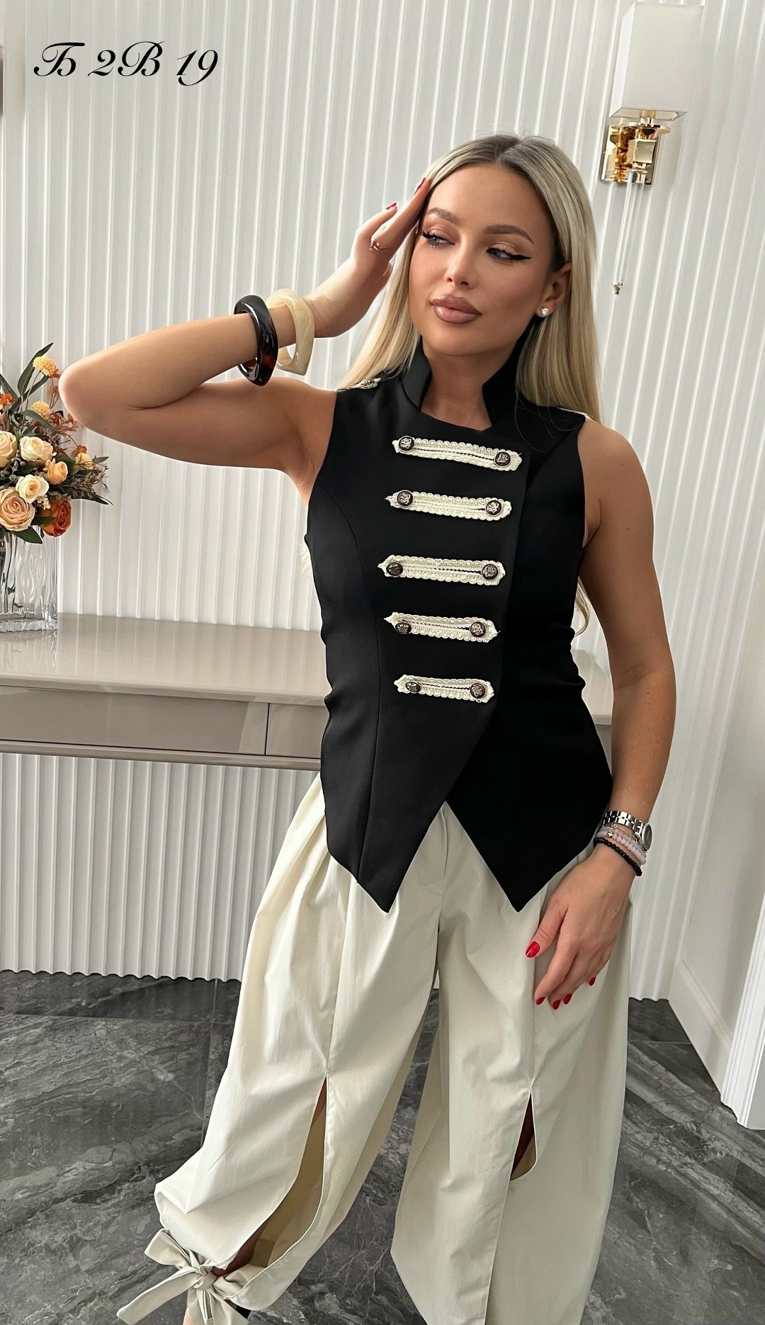 женские брючные костюмы,женские жилеты,брючный костюм с жилеткой,жилетка женская,женские костюмы