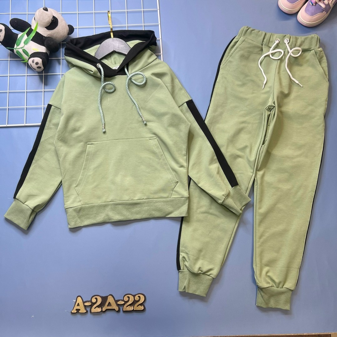 костюм спортивный детский,костюм спортивный для мальчика,спортивные костюмы для девочек,трикотажные костюмы,детские костюмы