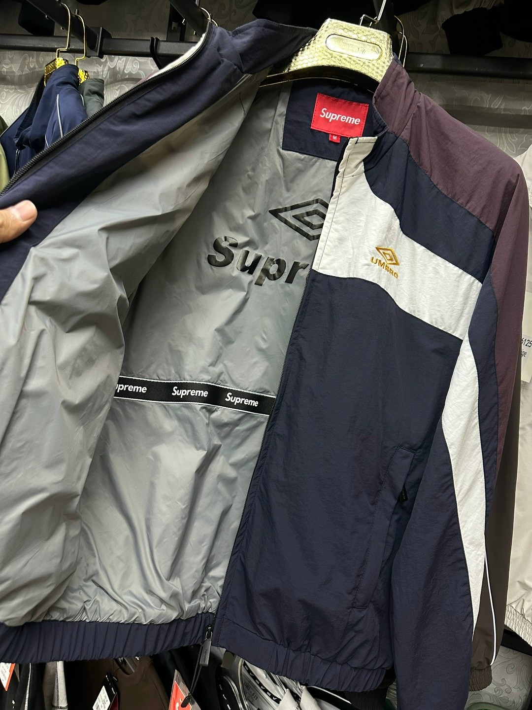 supreme supreme,куртка повседневная,куртка,куртка спортивная,куртка ветровка мужская