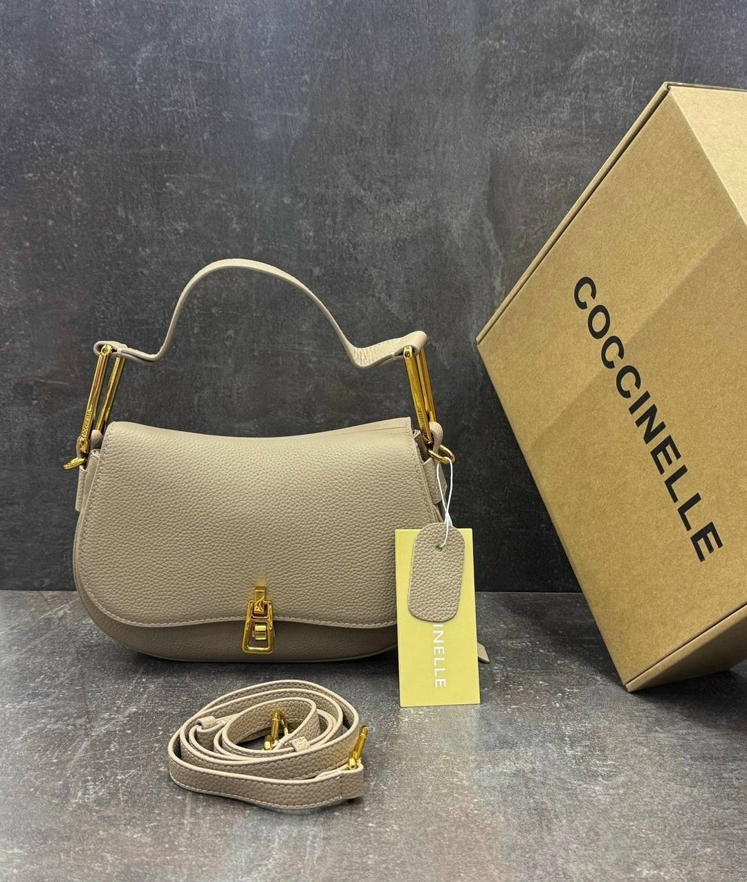 сумка coccinelle,женская сумка coccinelle,сумки женская,сумка,сумка женская coccinelle натуральная замша