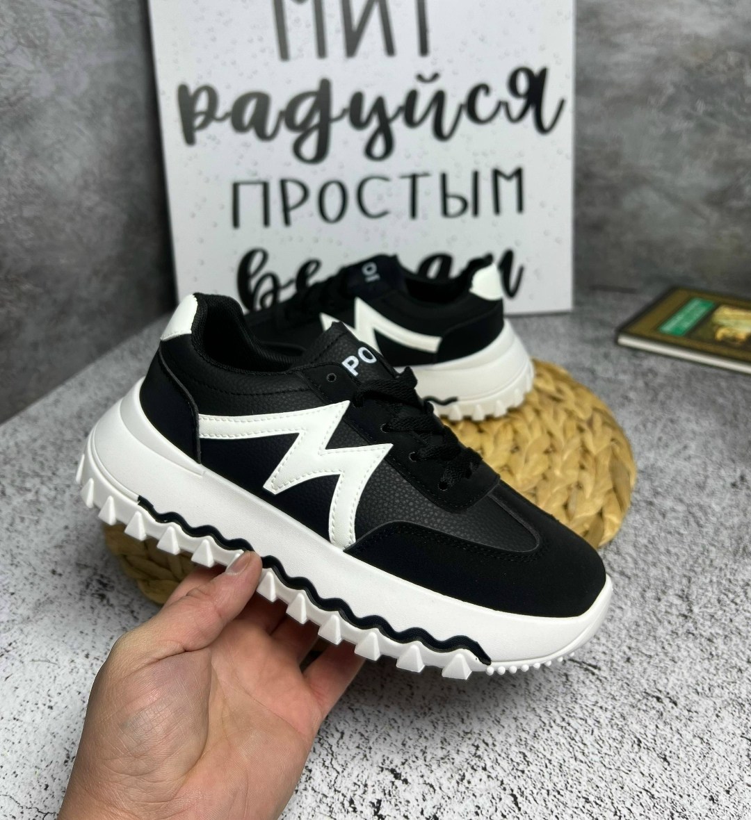 женские кроссовки,кроссовки женские черный,кроссовка,,модные кроссовки