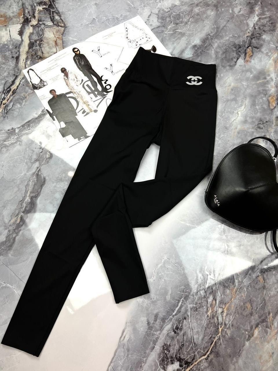 спортивный костюм для фитнеса женский черного цвета,костюм для фитнеса,костюм для фитнеса женский,леггинсы спортивные,спортивные костюмы для фитнеса