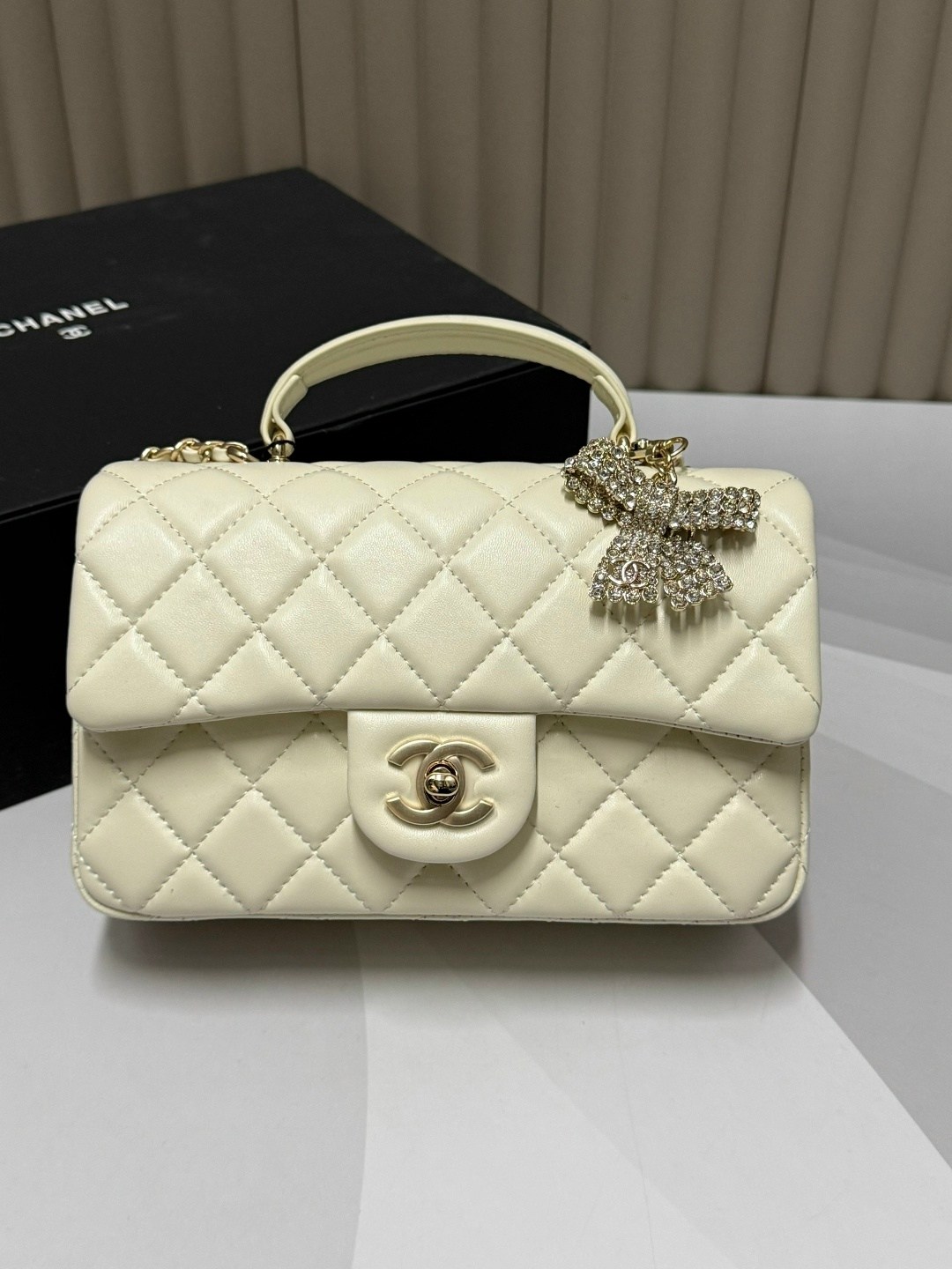 шанель сумка,сумка chanel,сумка chanel женская,сумка из органзы в стиле шанель,сумка шанель белая