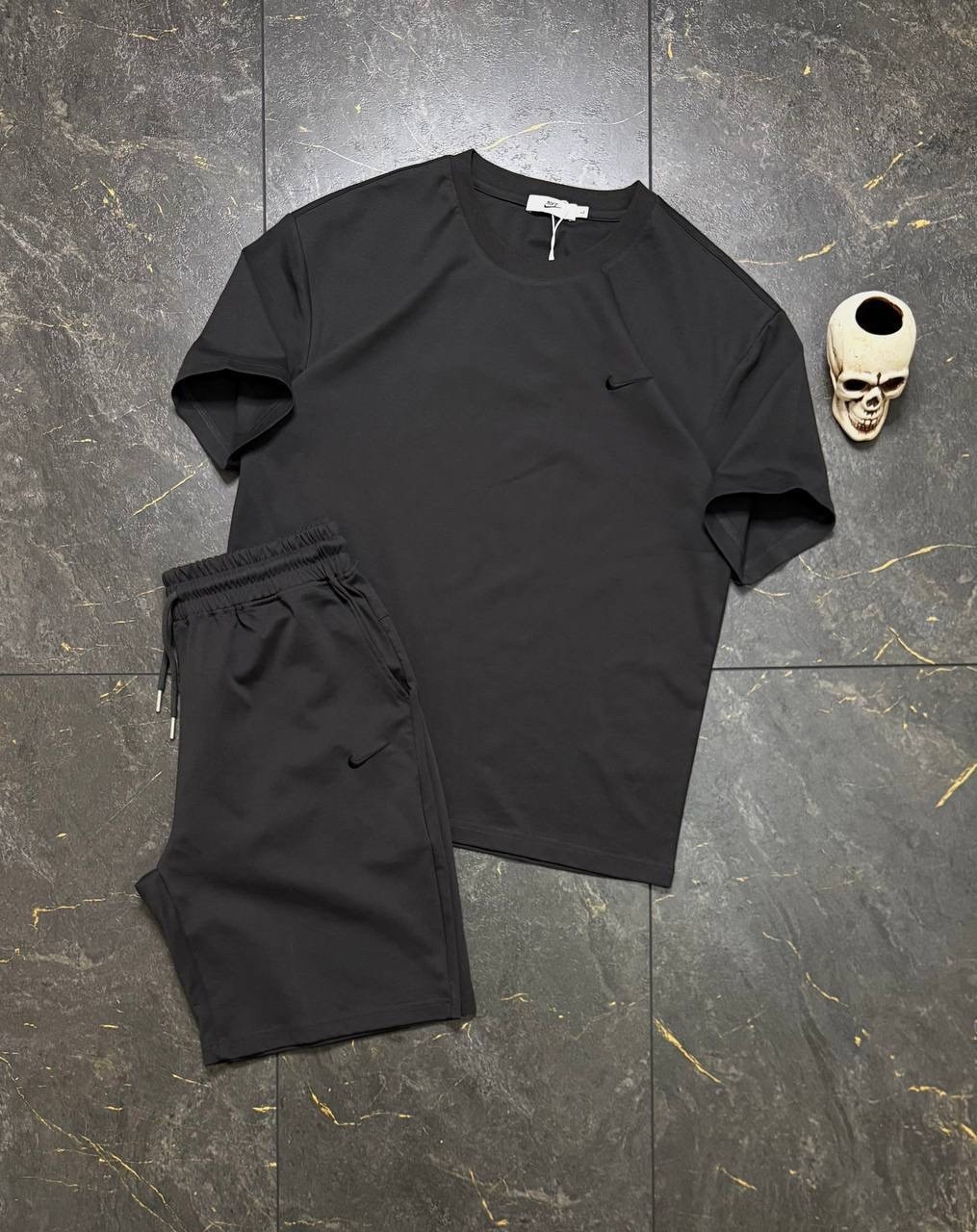 костюм мужской,мужской спортивный костюм,костюм с шортами,мужской костюм с шортами