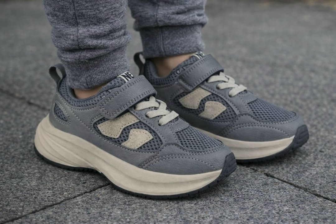 детские кроссовки,кроссовки для мальчика,черные кроссовки, спортивная,кроссовка детская