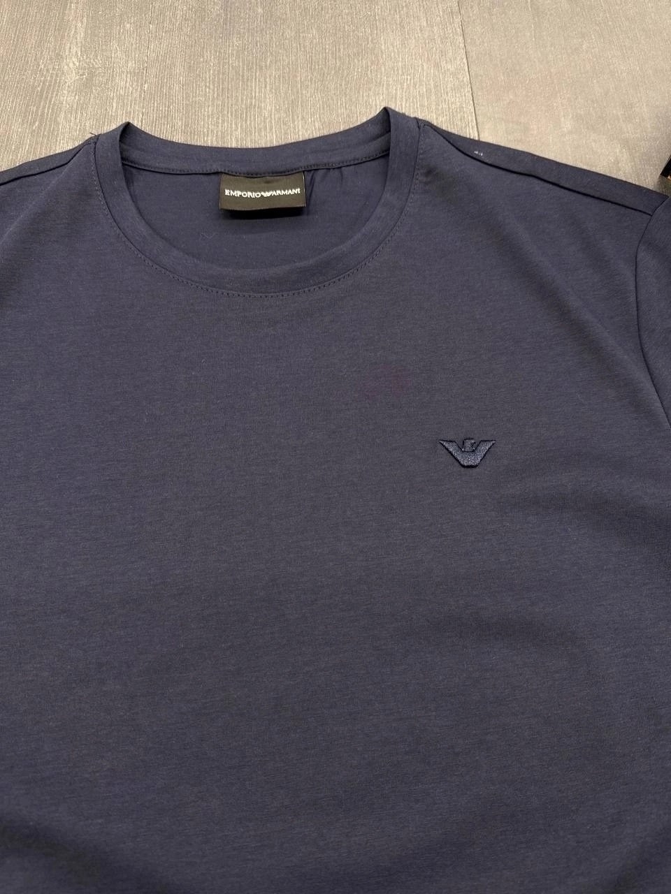 мужская футболка,мужская черная футболка,мужские футболки emporio armani,футболки для мужчин,футболка