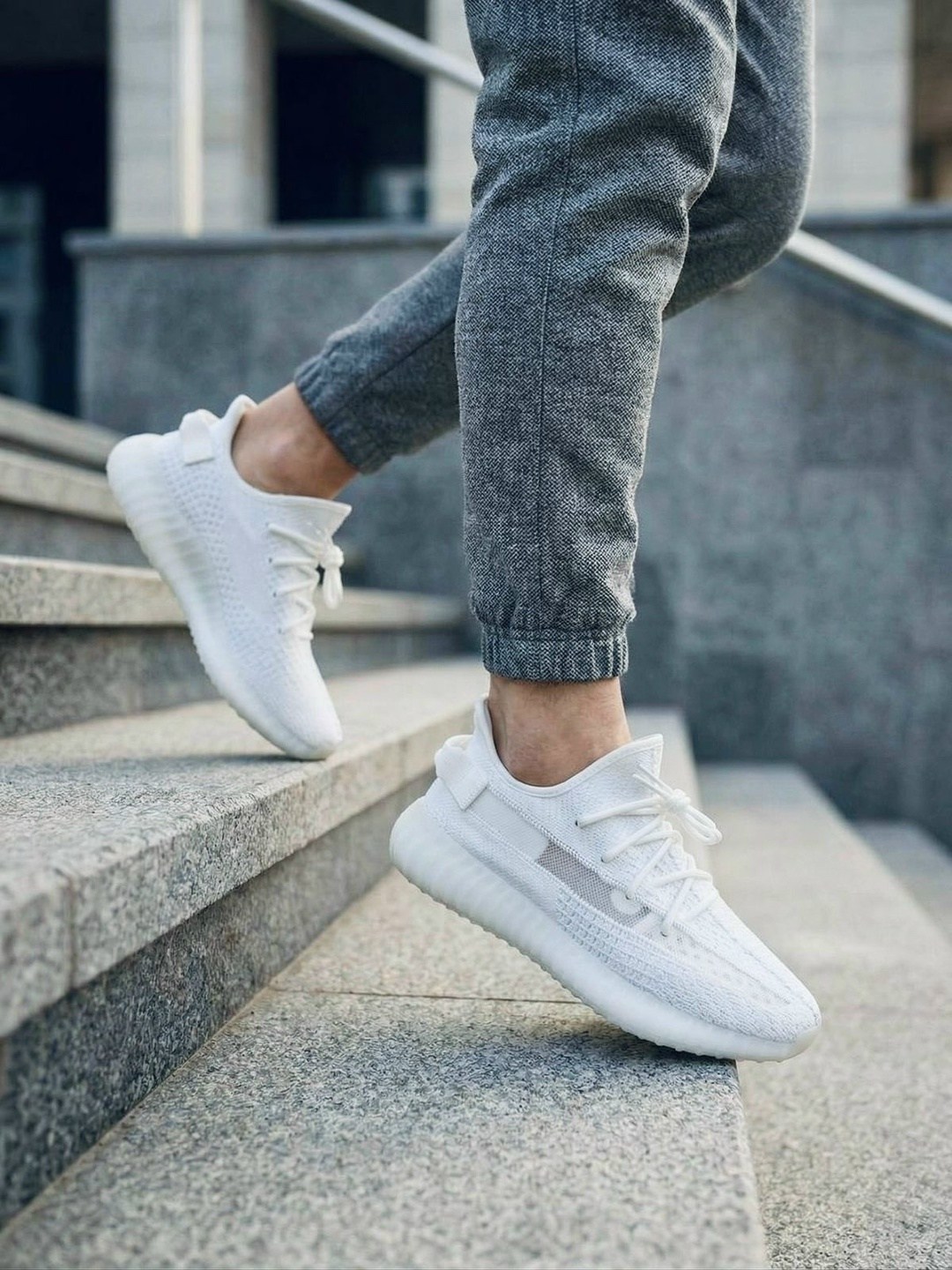 кроссовки adidas yeezy 350 boost,кроссовки adidas yeezy boost,кроссовки adidas yeezy 350 boost v2 triple white,кроссовки адидас изи буст,adidas yeezy boost 350 v 2