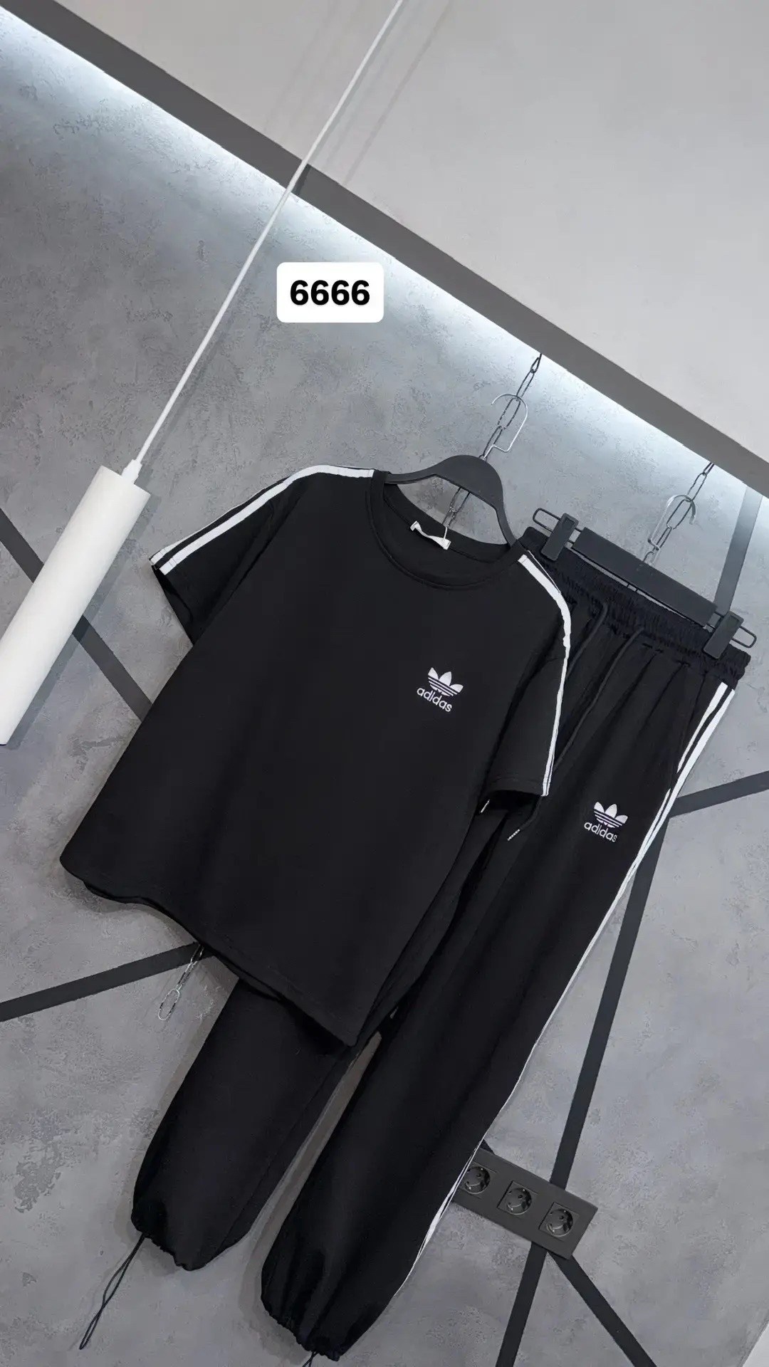 спортивный костюм adidas,костюм спортивный adidas sportswear,мужской спортивный костюм adidas,костюм спортивный adidas original,костюм адидас