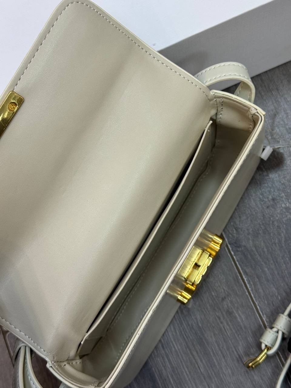 celine сумка на плечо,сумка женская celine,сумка celine,сумка celine triomphe,сумка на плечо celine celine