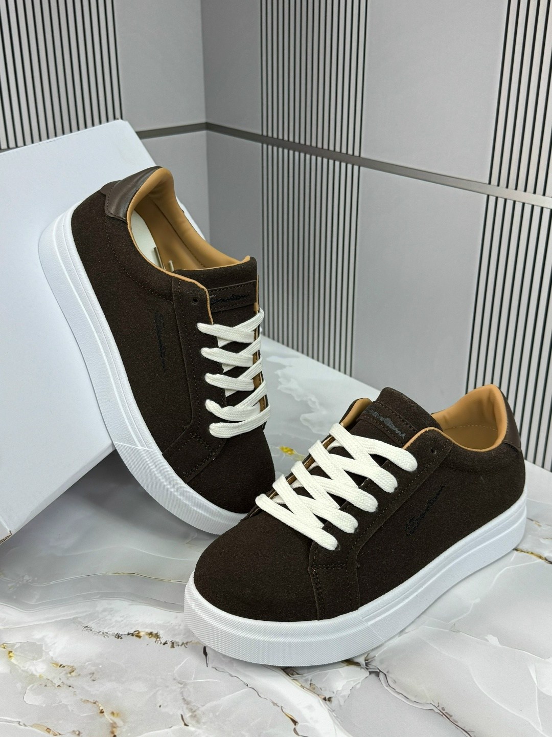 ,кеды для мужчин замш,кеды женски,замшевые кеды,женские кроссовки