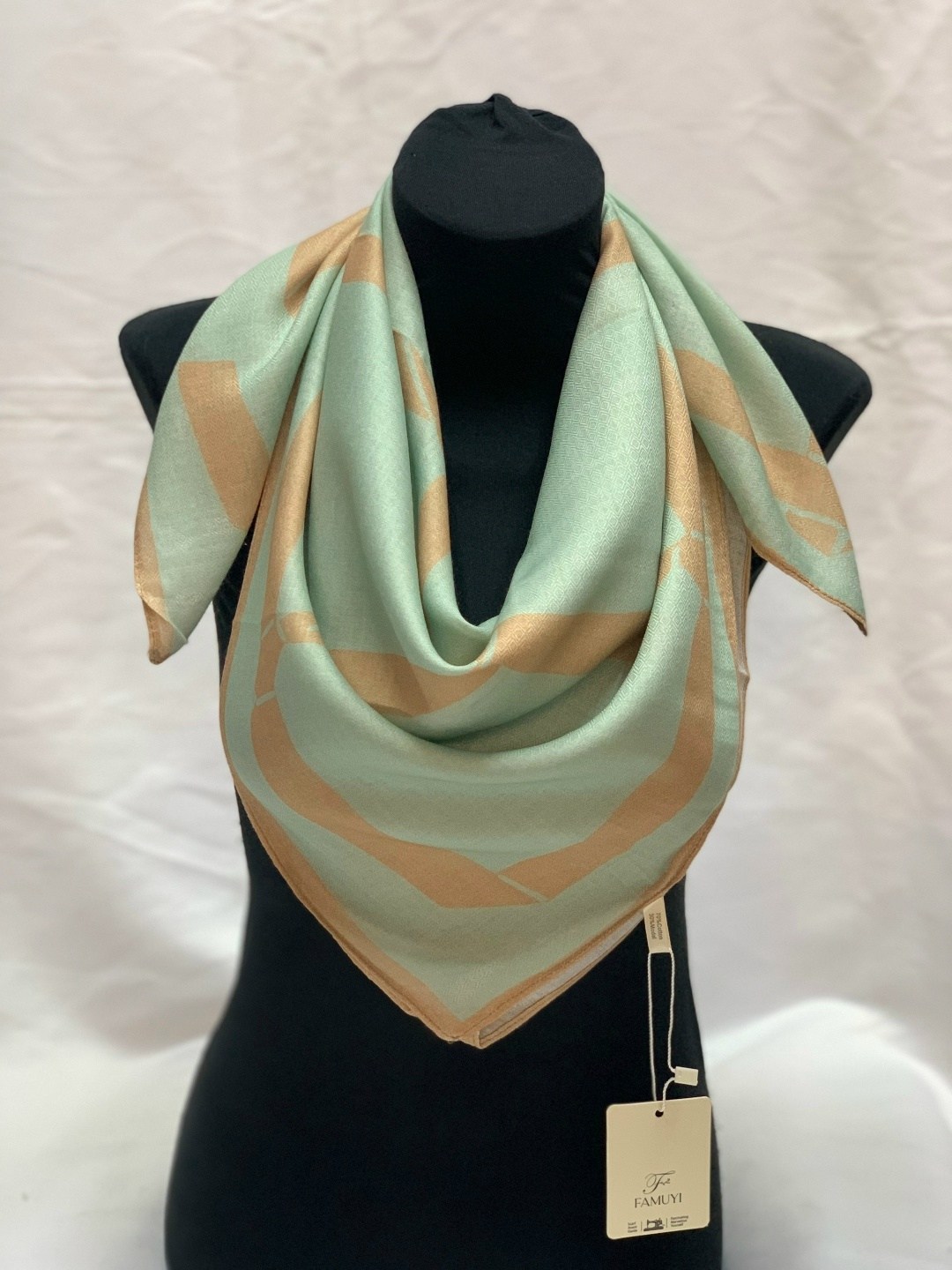 шарфы и платки,модные шарфы,шарф,шелковый шарф,платки женские