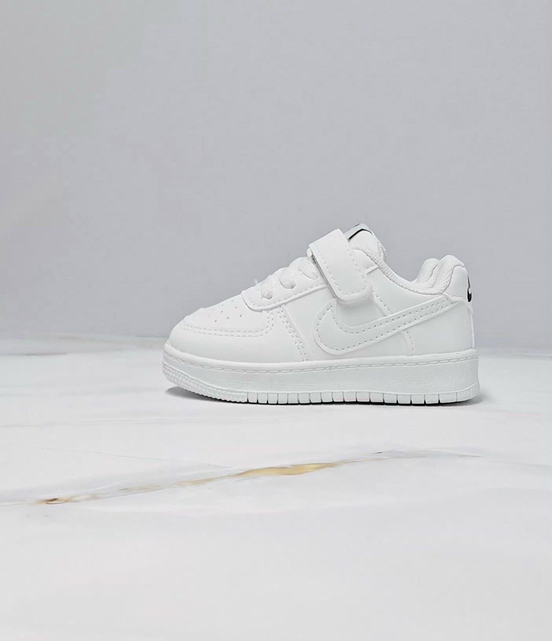 детские кроссовки,кроссовки,кроссовка детская, спортивная,белые кроссовки