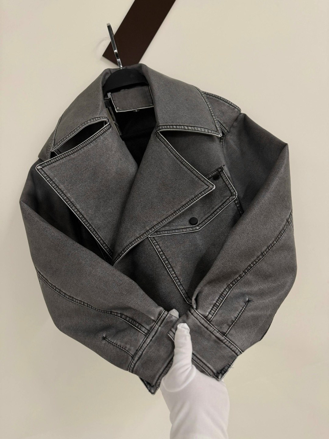 куртка женская короткая из искусственной кож,куртка из искусственной кожи женская,кожаная женская куртка,короткая куртка из искусственной кожи,куртка женская