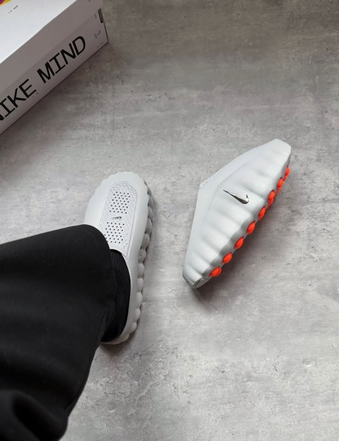 ,тапки модные,обуви,домашние тапочки,тапочки кроссовки