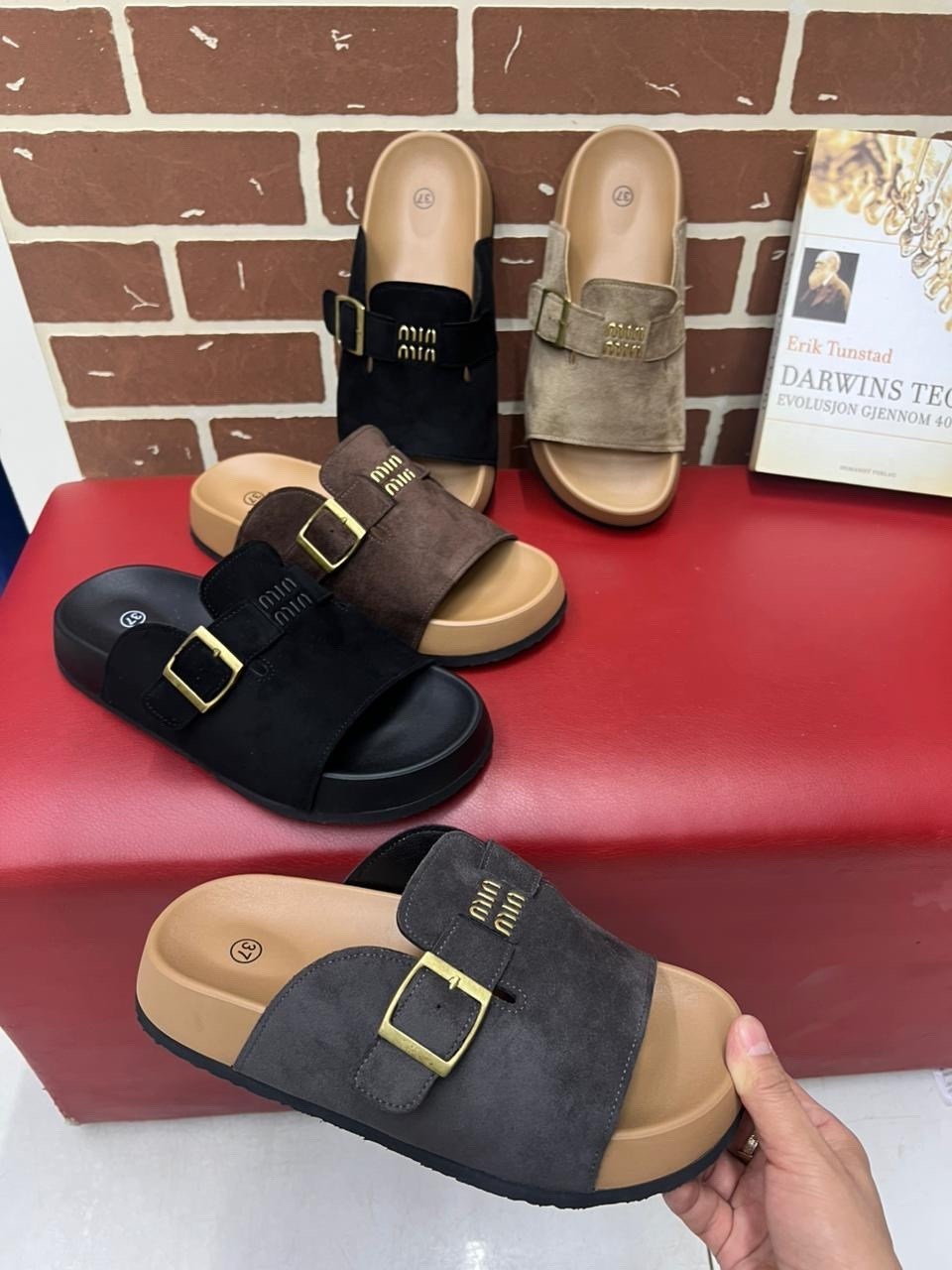 ,женские шлепанцы,женские тапки,женские шлепки,сандали