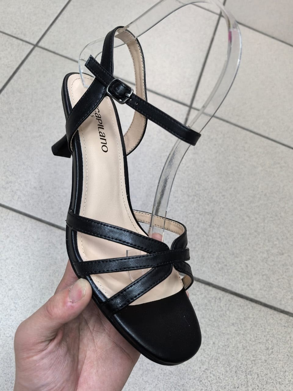 ,красивые босоножки,босоножки серебристые,элегантные босоножки,босоножки на каблуках