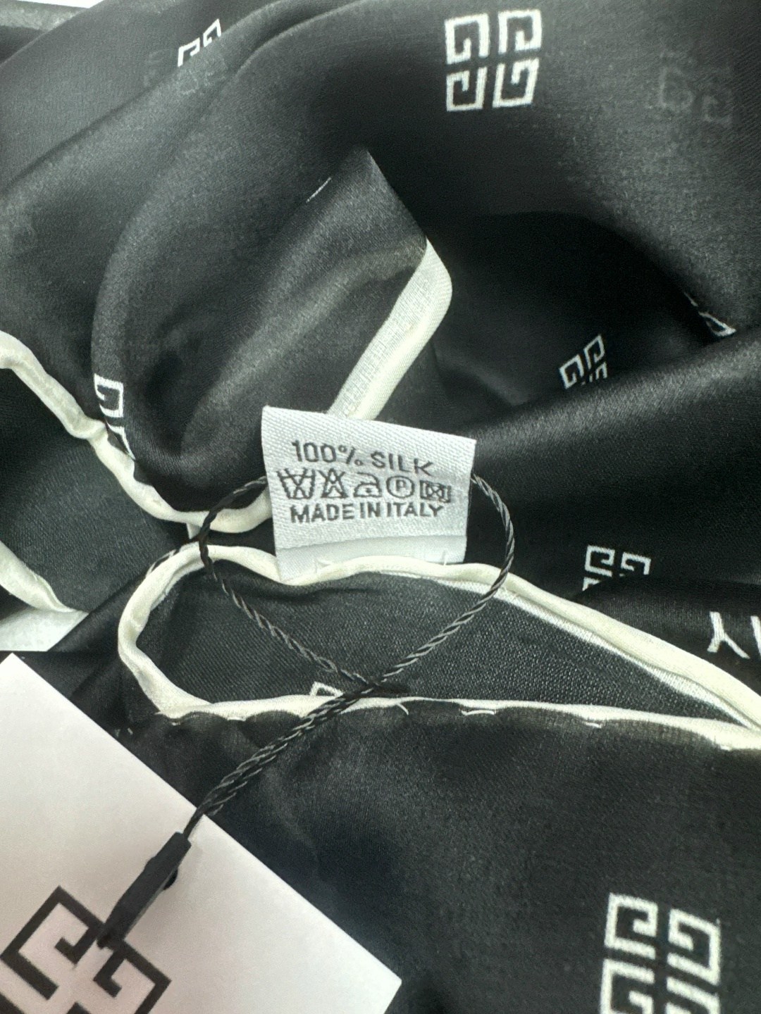 женский шарф,шарфы для женщин,шарф с цветами,шелковый шарф,шарф женский платок