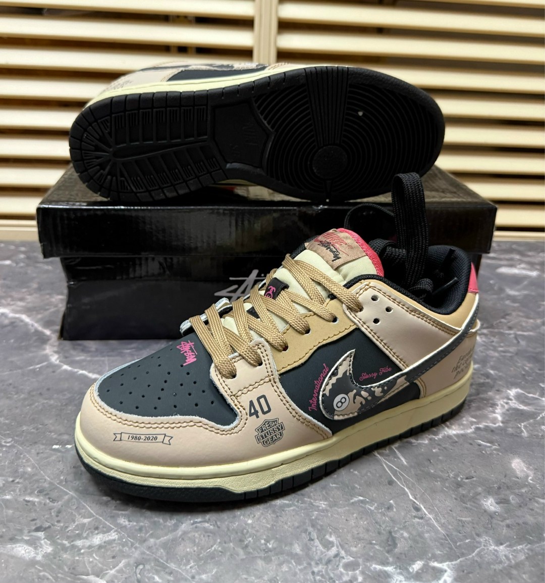 кроссовки nike sb dunk low,кроссовки nike sb dunk low travis scott,nike sb dunk low travis scott,кроссовки nike dunk low sb x travis scott,nike sb dunk low x travis scott