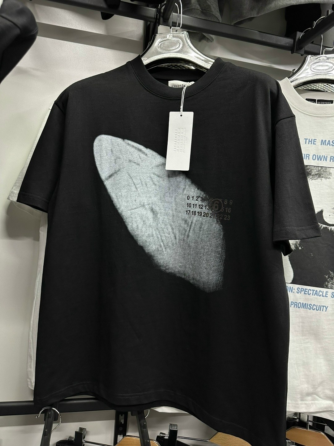 футболка,футболка с принтом,футболки женская,футболки брендовые,стиль футболка