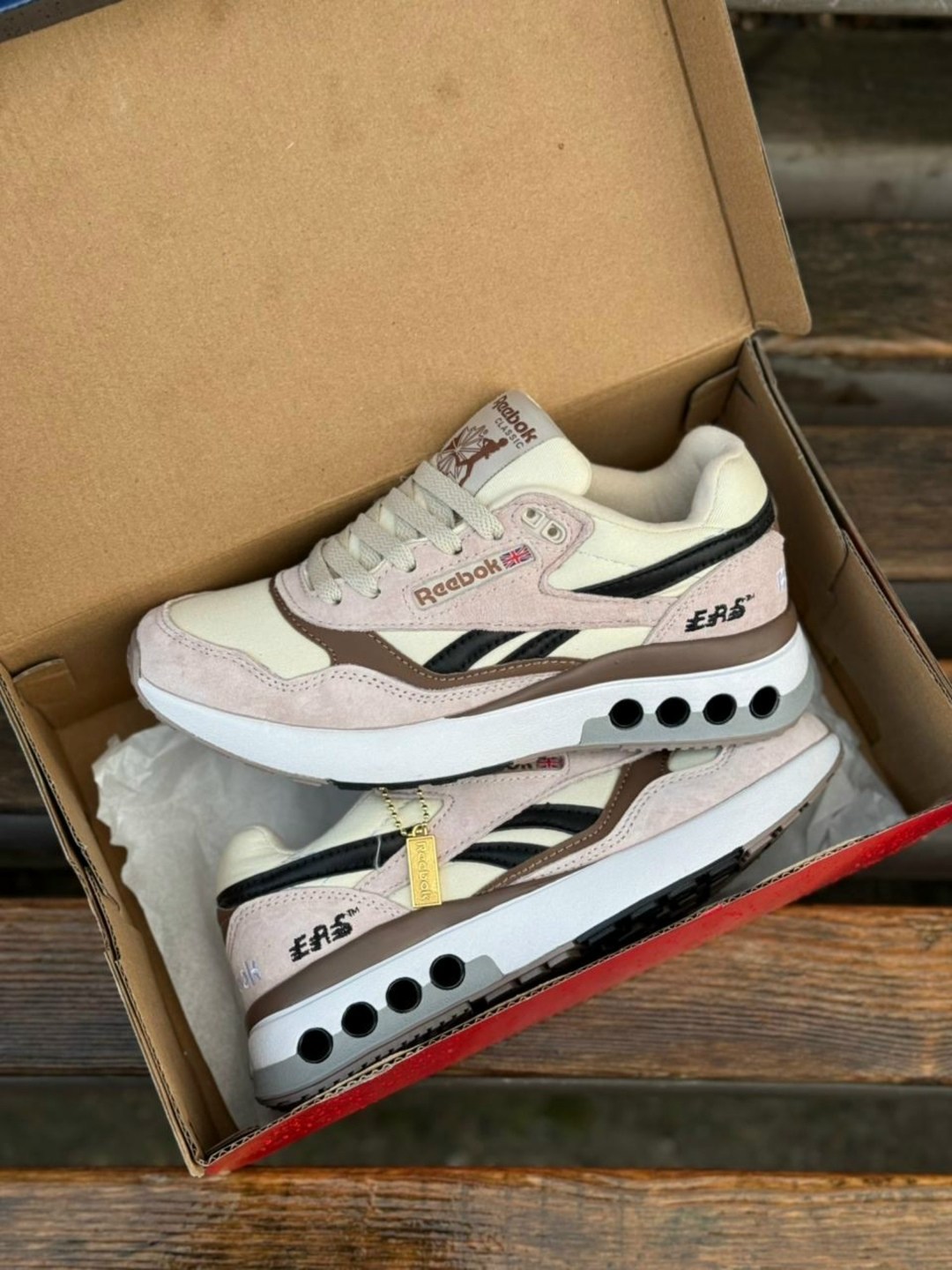 женские кроссовки reebok,кроссовки reebok,кроссовки reebok classic,reebok кроссовки замшевые бежевые,кроссовки reebok classic leather