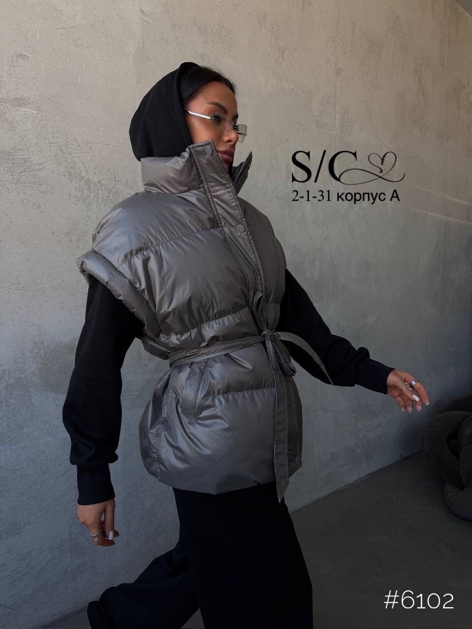 женская жилетка,жилетка,стильная жилетка,жилетка укороченная,жилетка с поясом