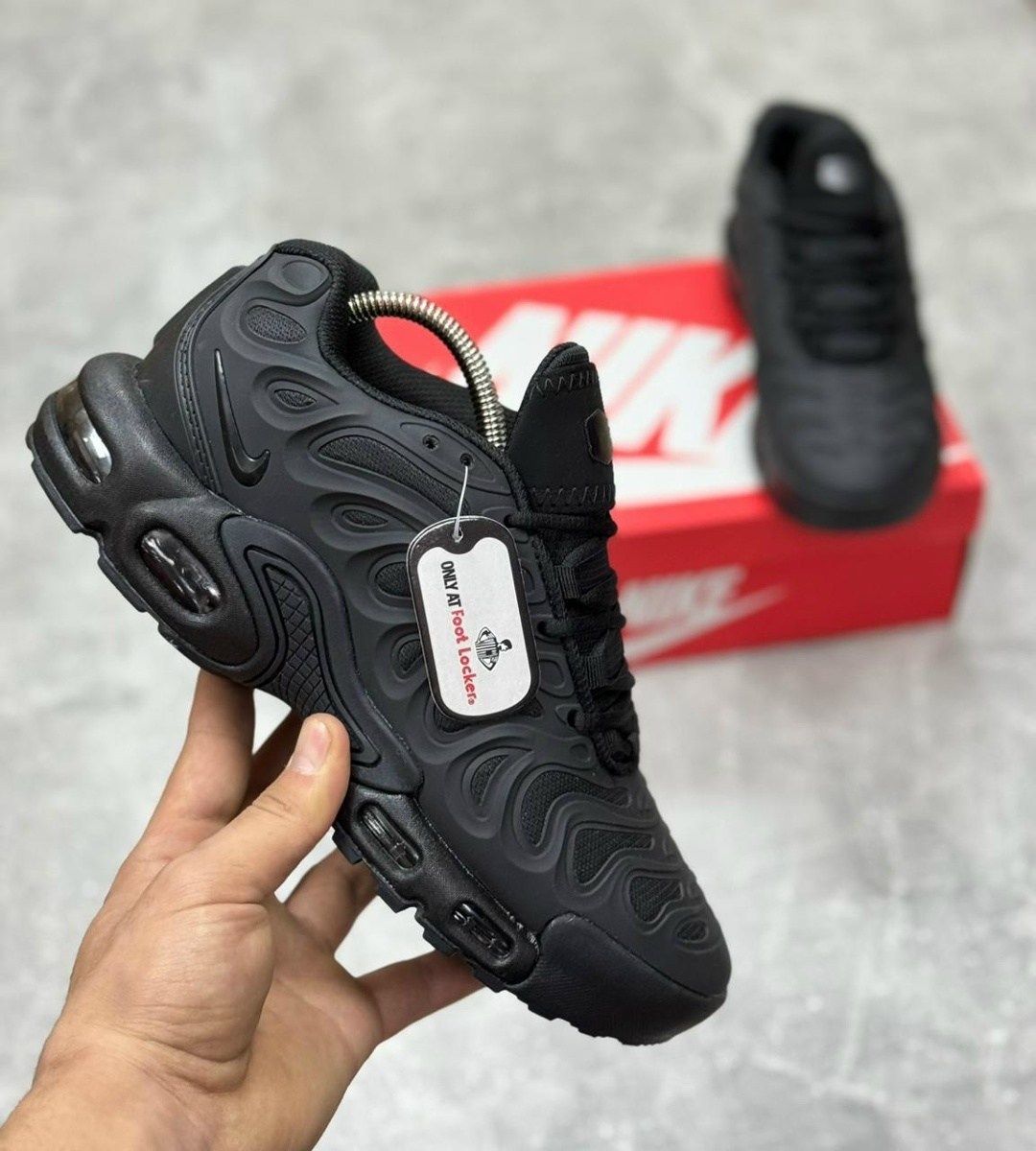 кроссовки nike air max plus,кроссовки nike air max plus tn,кроссовки nike air max plus tn nike,nike air max plus tn,кроссовки