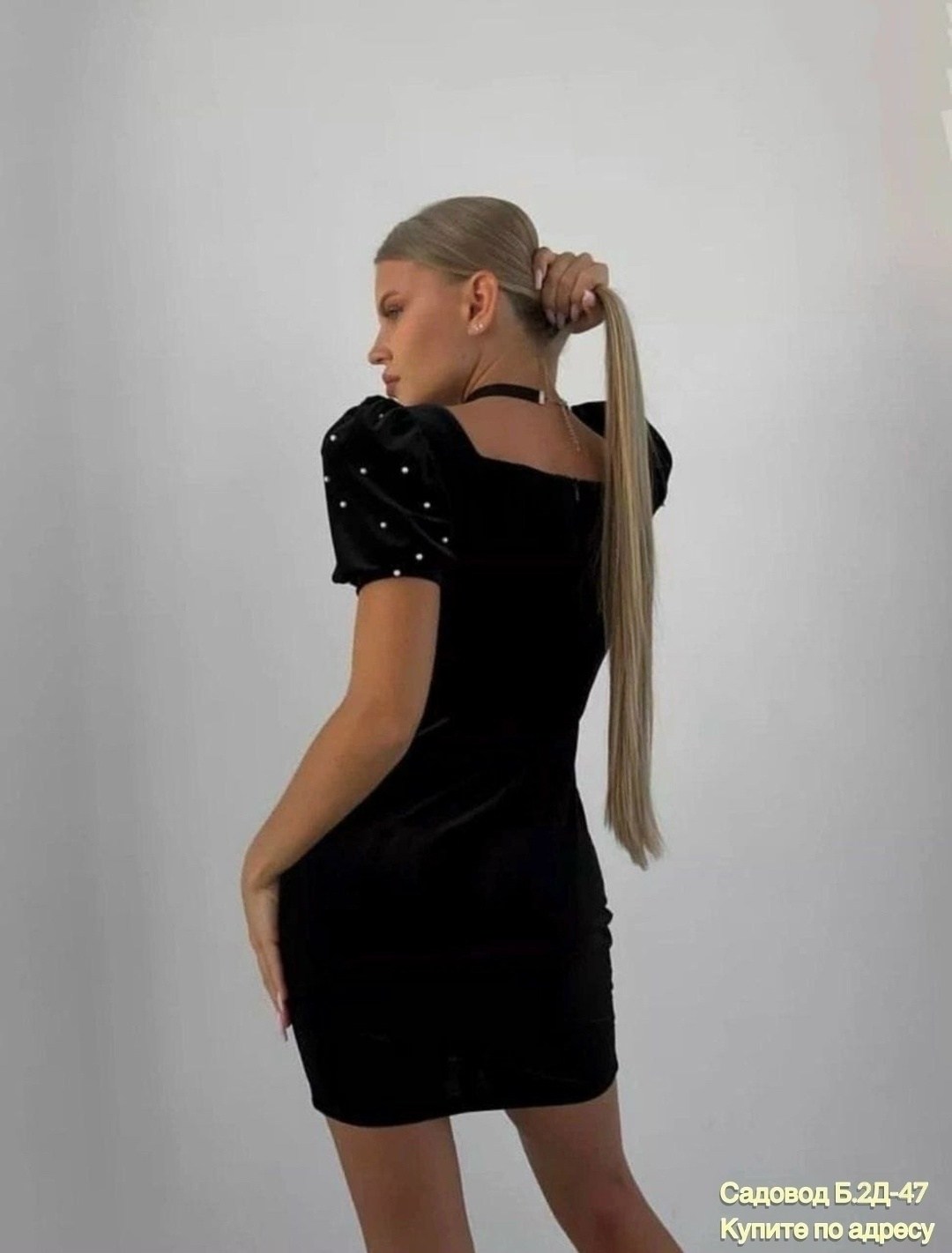 платье бархатное мини sharm exclusive dress цвет черный,черное бархатное платье с жемчугом,платье женское бархат с жемчугом на корпоратив,платье женское бархат с жемчугом,тёмно-зелёное платье женское