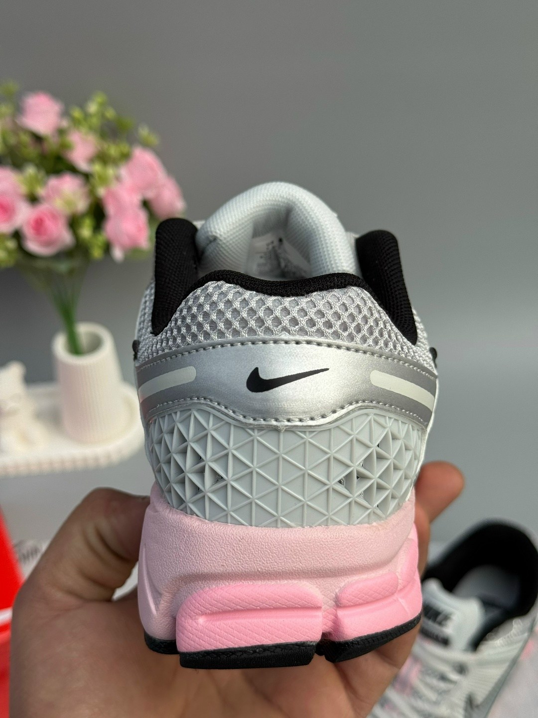 кроссовки nike zoom vomero 5,кроссовки nike air zoom vomero 5,nike zoom vomero 5,женские кроссовки nike air zoom vomero 5,кроссовки nike